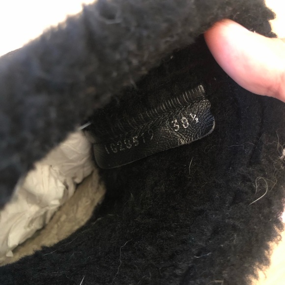 Chanel shearling boots 39.5 US 8.5 - Picture 4 of 10